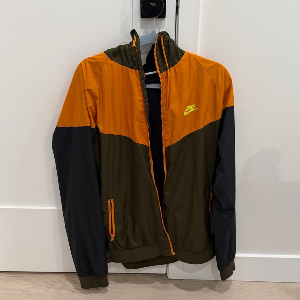 Nike Men's Orange and Olive Windbreaker